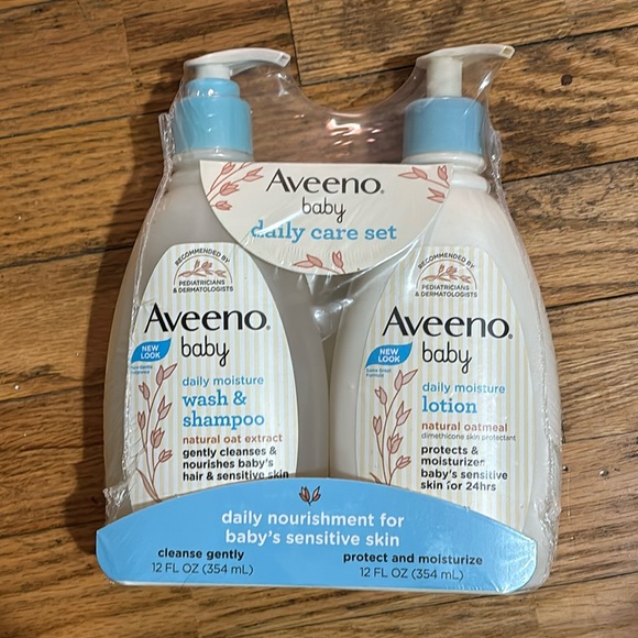 Aveeno baby daily care set - Picture 1 of 5
